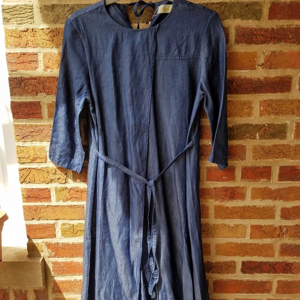 Lightweight Dress